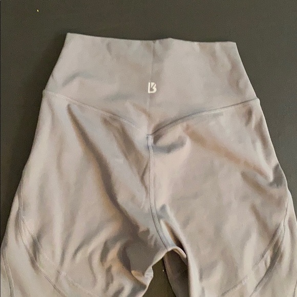 Buffbunny  Baddie Leggings M in Shaded Gray - Picture 9 of 10